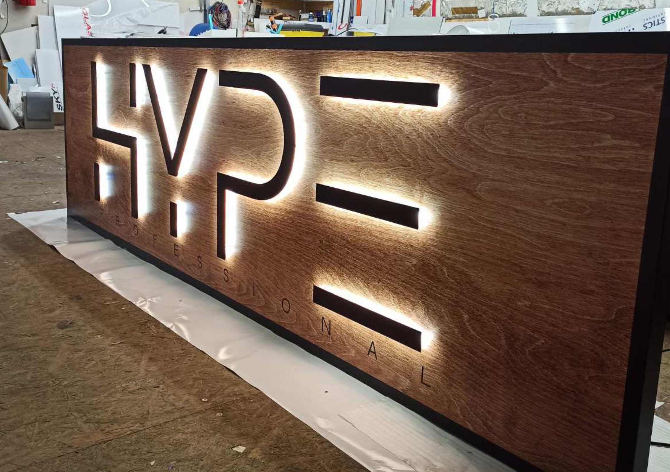 Professional 3D sign manufacturing showcase